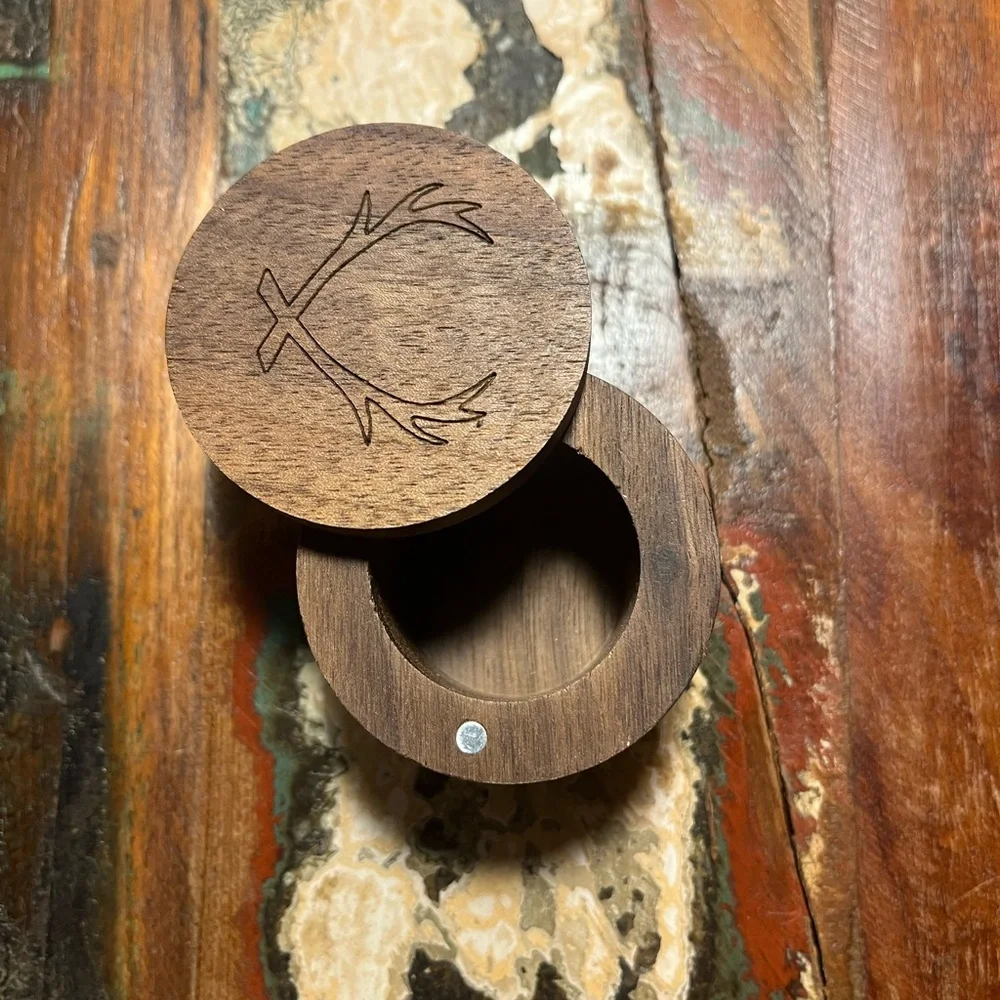 Rustic Brown Antler Ring Box